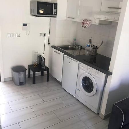 Studio Meuble. Proche Mer Et Centre Ville Ніцца Екстер'єр фото